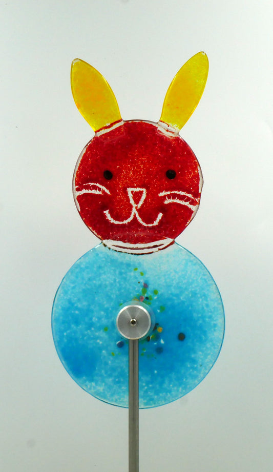 Hase zum Spießen gelb/rot/blau