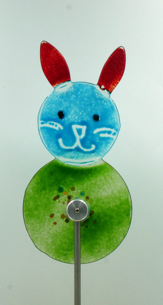 Hase zum Spießen rot/gelb/grün