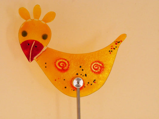 Huhn zum Spießen Garten gelb rot