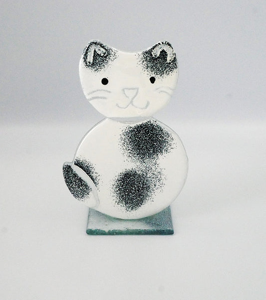 Sitzkatze zum Stellen